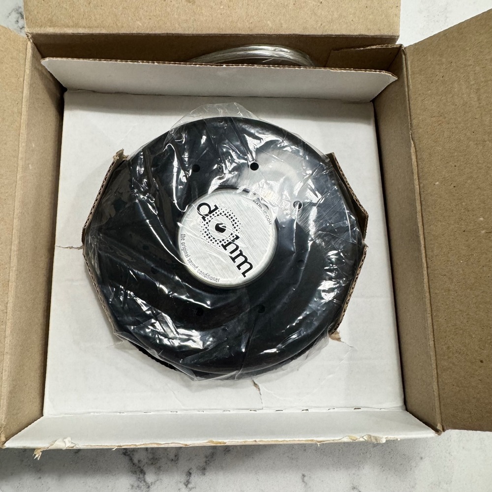 Yogasleep Dohm Classic White Noise Sound Machine Black New In Box Original